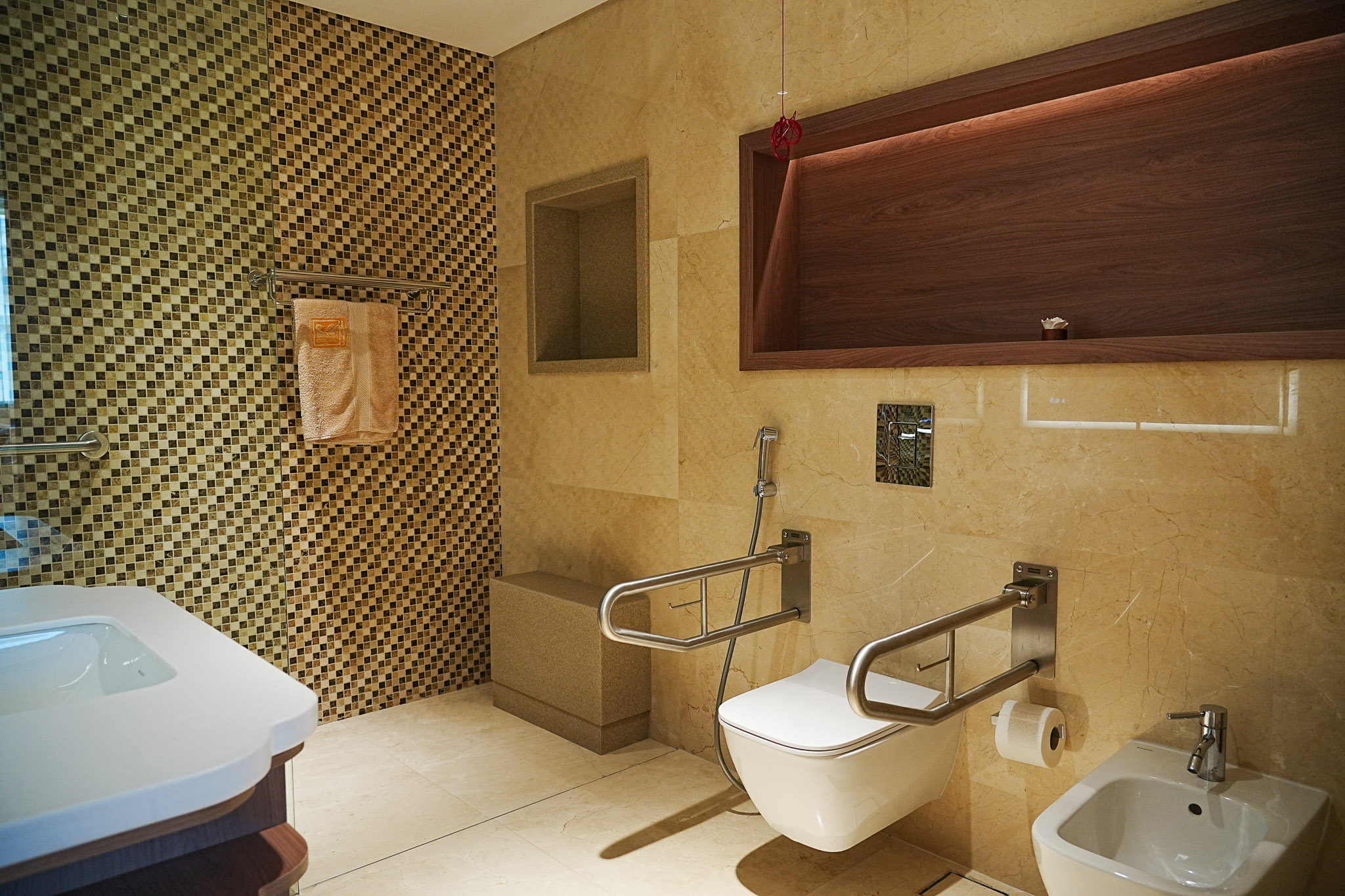 Supreme Suite 1
